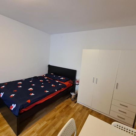 Mirrorroom Pl Citycenter Warszawa Zewnętrze zdjęcie