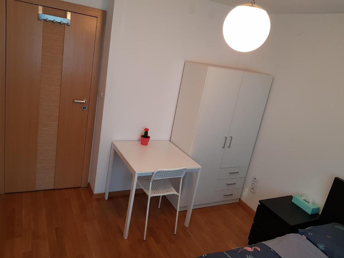 Mirrorroom Pl Citycenter Warszawa Zewnętrze zdjęcie